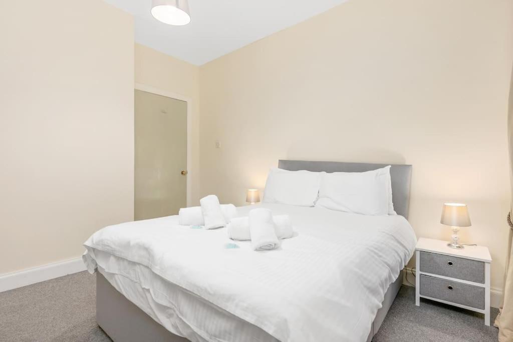 Two Bedroom Apartment-Central Edinburgh-Old Town-Licensed Buitenkant foto