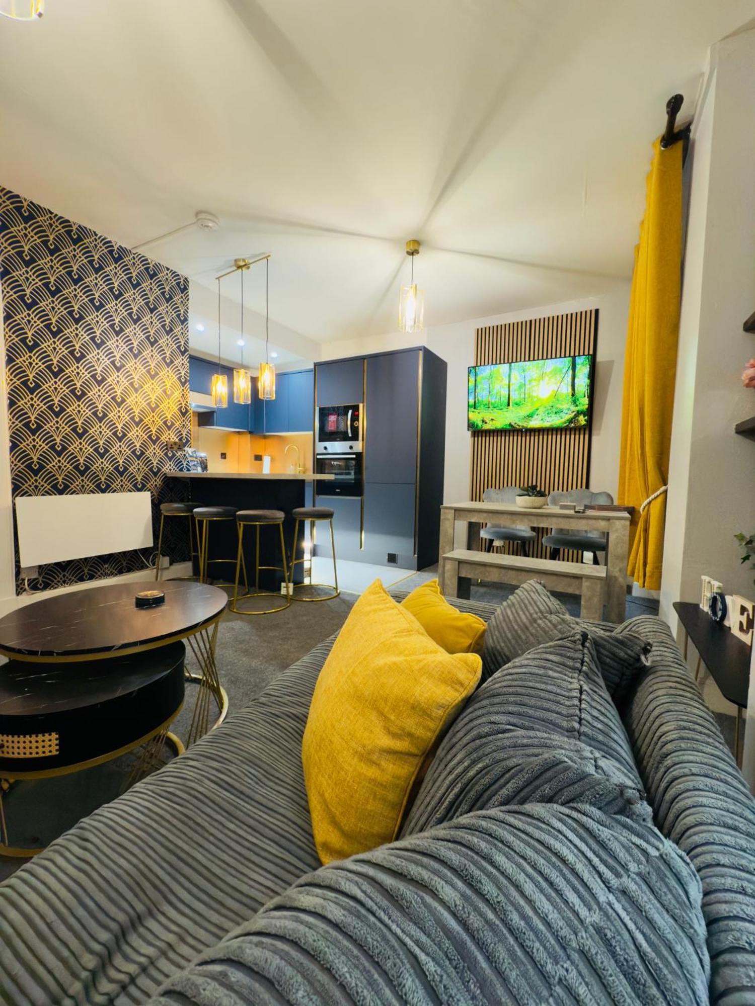Two Bedroom Apartment-Central Edinburgh-Old Town-Licensed Buitenkant foto