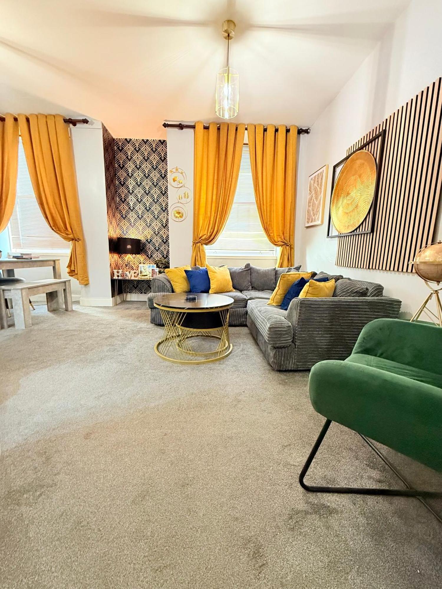 Two Bedroom Apartment-Central Edinburgh-Old Town-Licensed Buitenkant foto