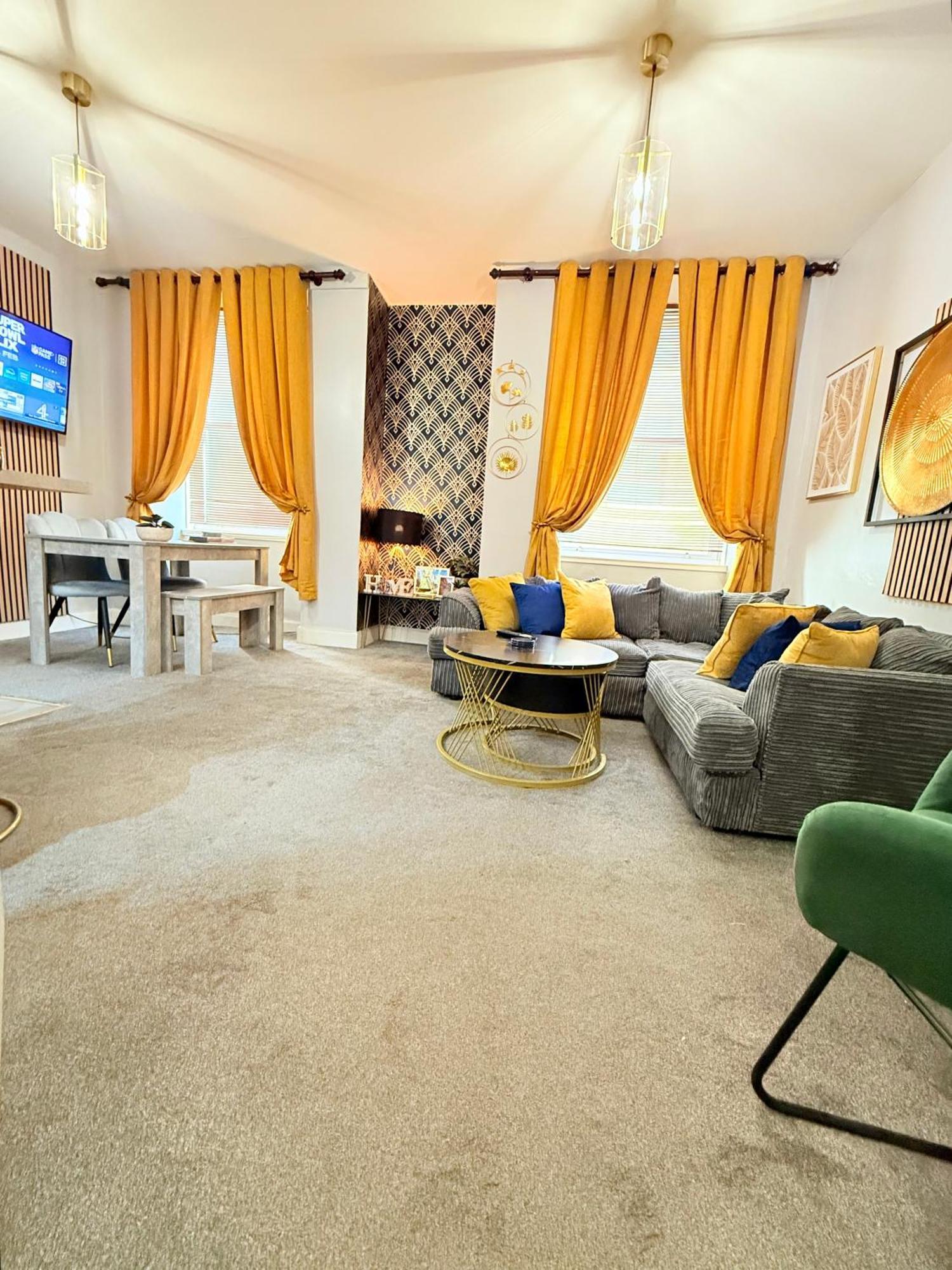 Two Bedroom Apartment-Central Edinburgh-Old Town-Licensed Buitenkant foto